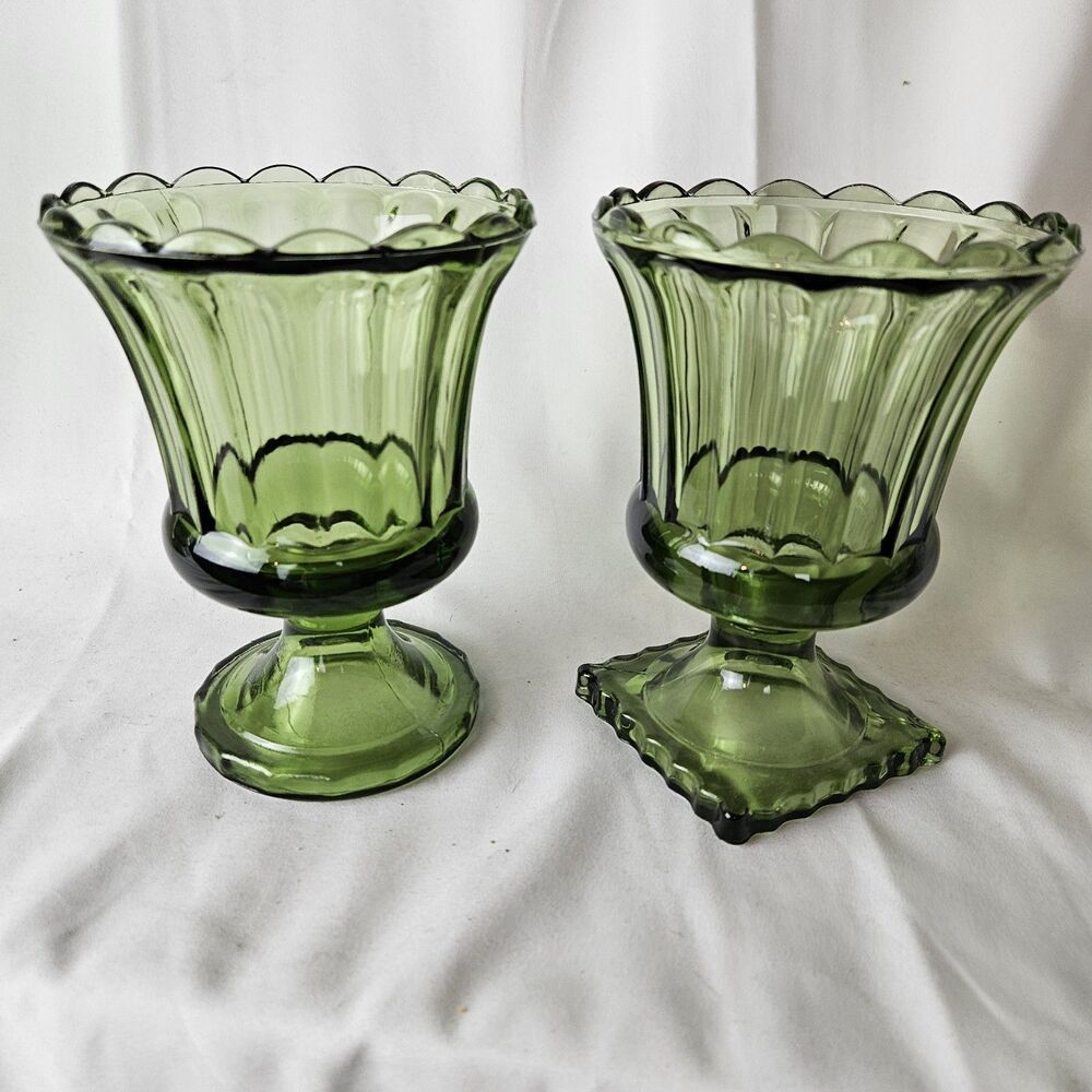 VTG Pressed Indiana Avocado Green Glass/Square Pedestal 6” X 4.5”‎ Set Of 2